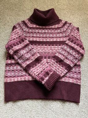 Evereve Petra Fair Isle Plum Sweater